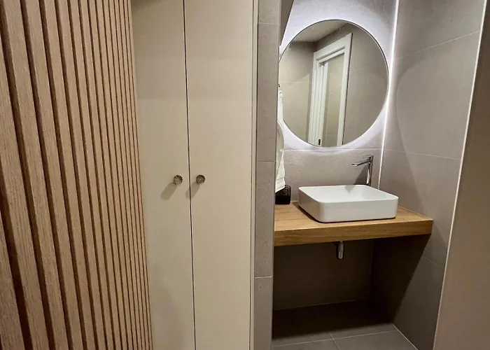 8 Personas Con Parking, Muy Cerca De La Playa Apartment